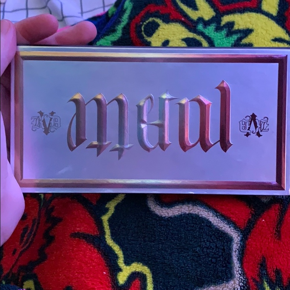 Kat Von D. Metal Palette